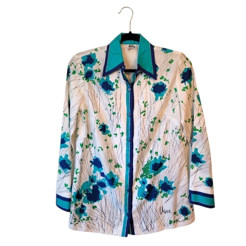 Vintage Vera White Blue Floral Scarf Button Down Shirt Size 10